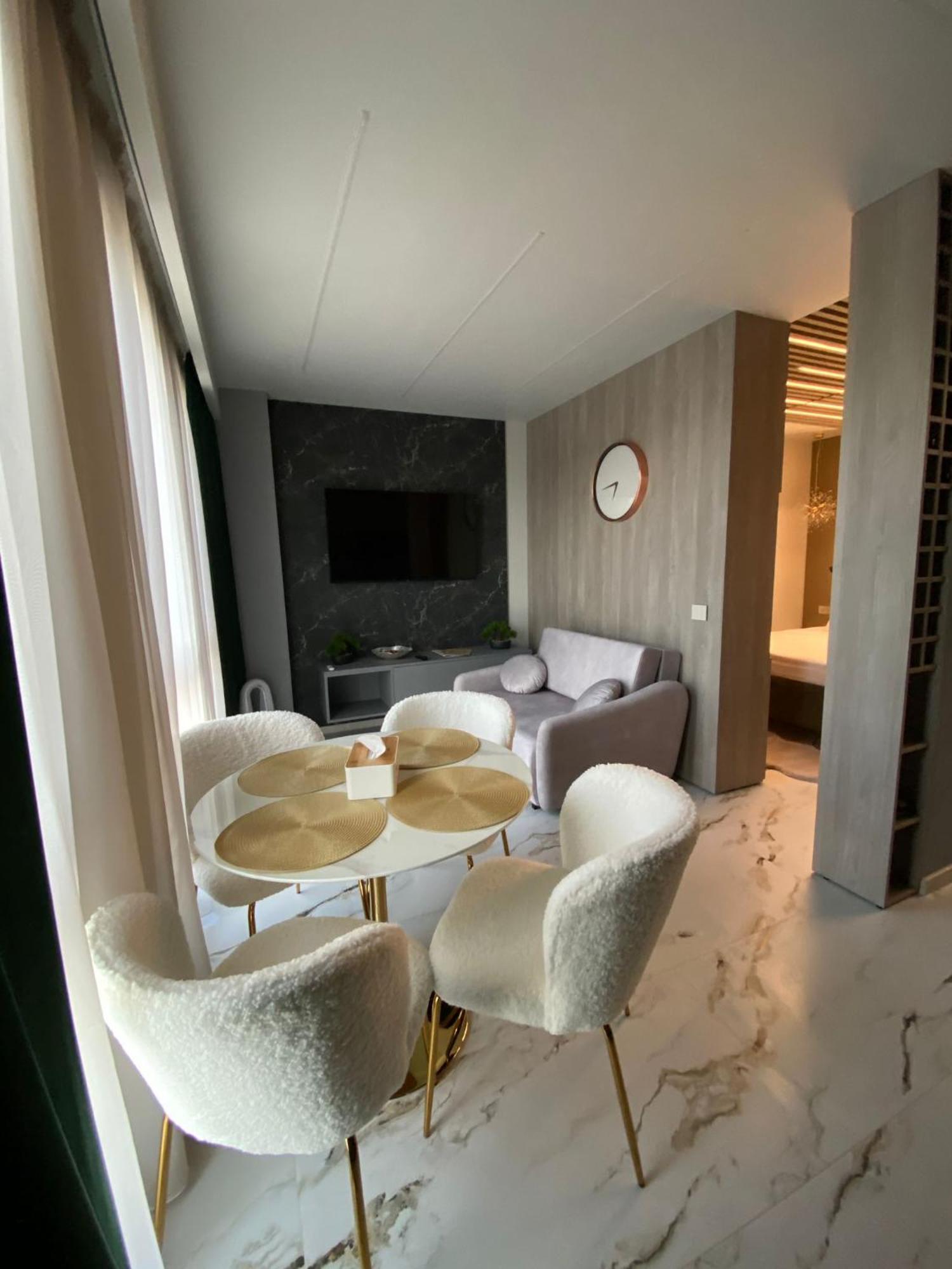 Rst Apartments Cluj Napoca エクステリア 写真